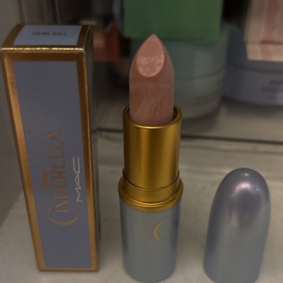 MAC Cinderella ROYAL BALL Lipstick BNNU ☆READ LISTING☆ - Picture 1 of 3